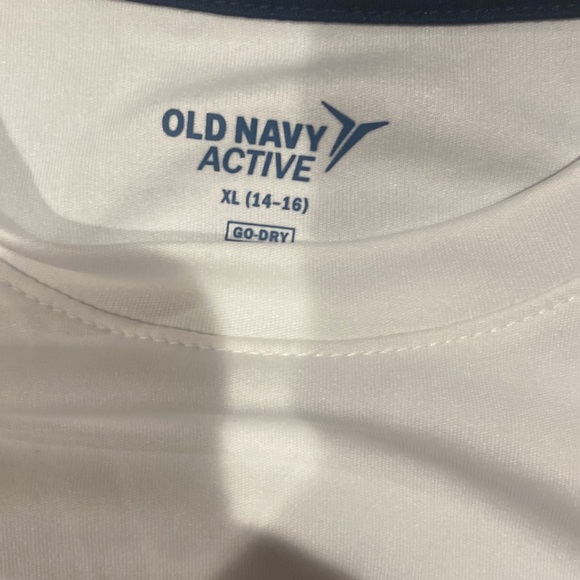 3 Shirt Bundle Old Navy Boy XL - Picture 5 of 5